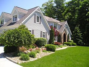 Landscapers and Lawncare Services in South Glastonbury, CT